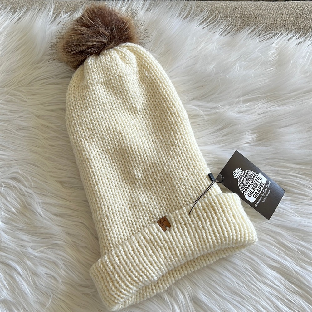 Gilbert’s grapes handmade beanie pompon top